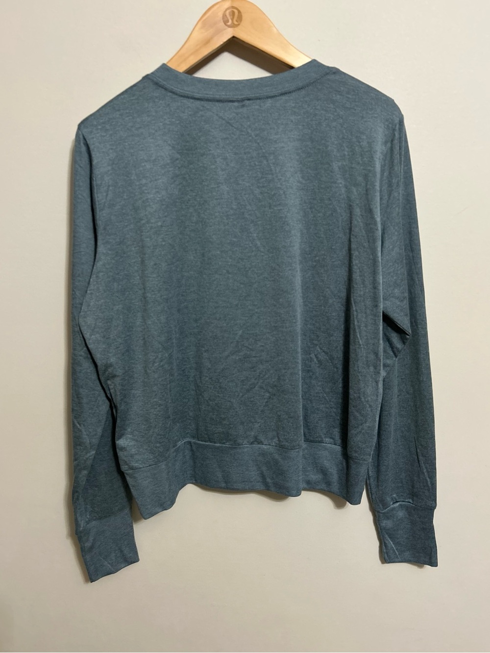 ⭐️Vuori Daydream Heather Blue Crewneck Long Sleeve Top XL⭐️ - Picture 5 of 7